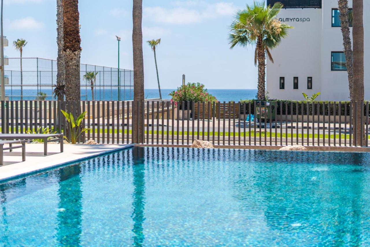 Waterside Sea View Apartments Пафос Экстерьер фото