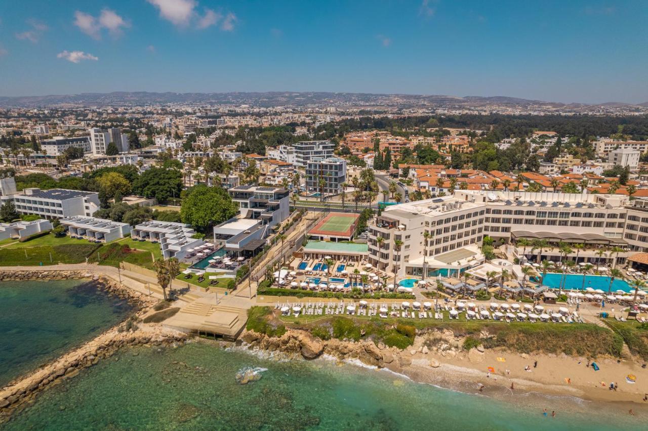Waterside Sea View Apartments Пафос Экстерьер фото