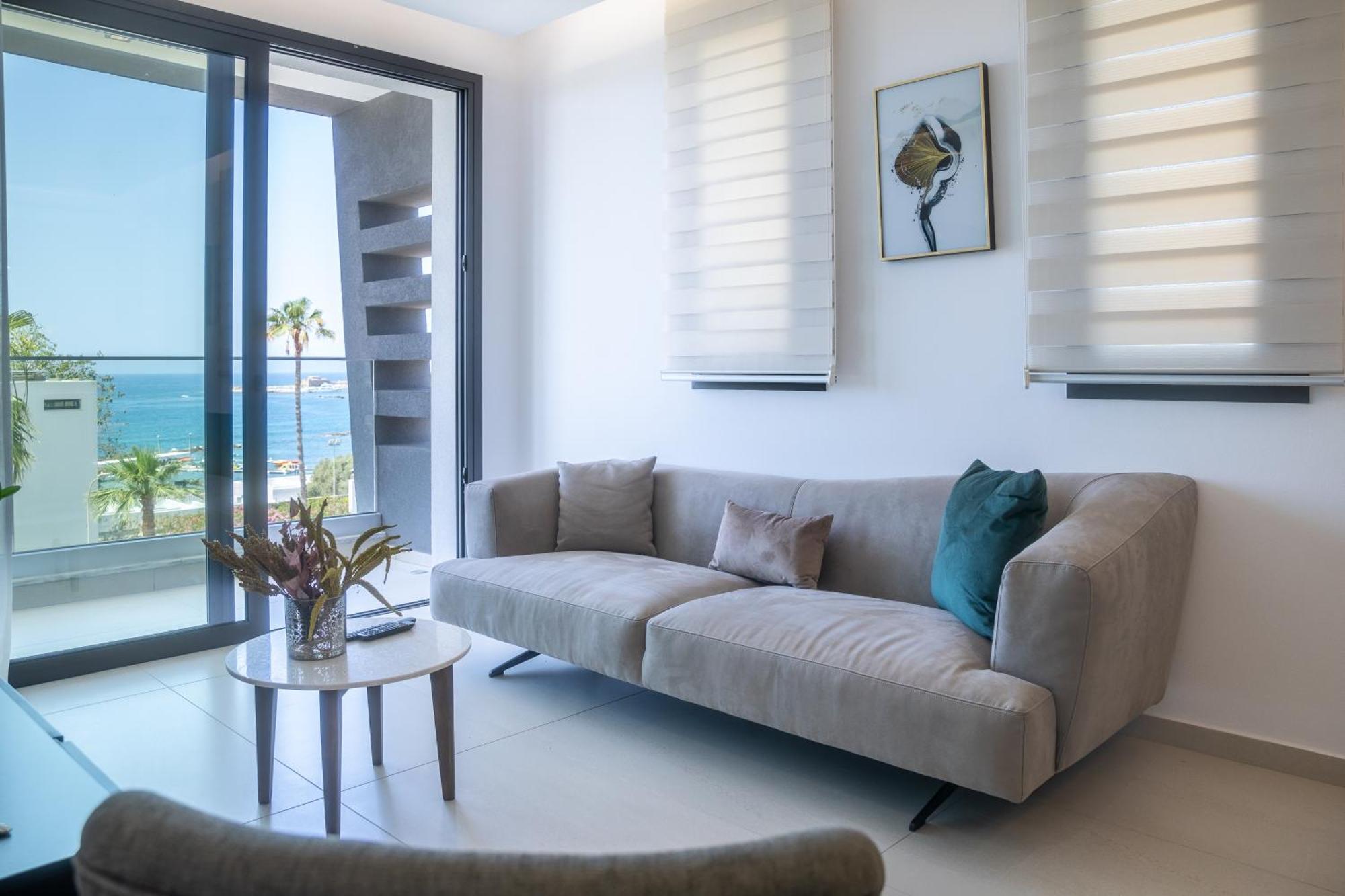 Waterside Sea View Apartments Пафос Экстерьер фото